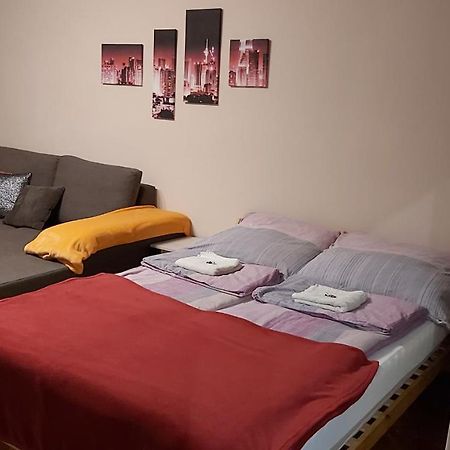 Tisza-Parti Napfeny Apartman Seghedin Exterior foto