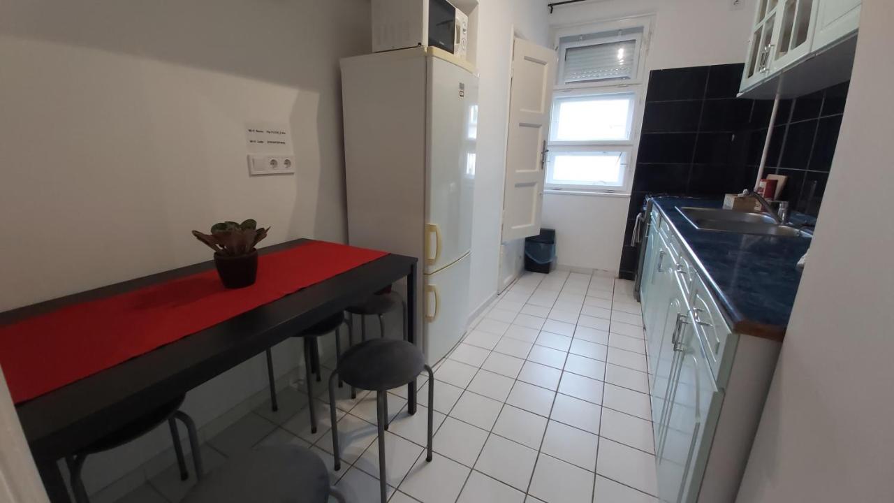 Tisza-Parti Napfeny Apartman Seghedin Exterior foto