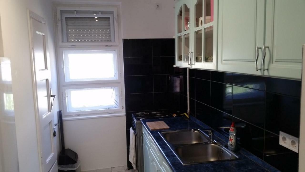 Tisza-Parti Napfeny Apartman Seghedin Exterior foto