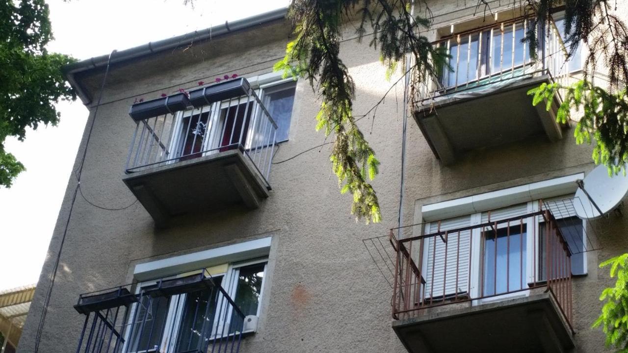 Tisza-Parti Napfeny Apartman Seghedin Exterior foto